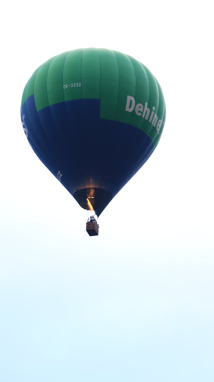 hot air balloon