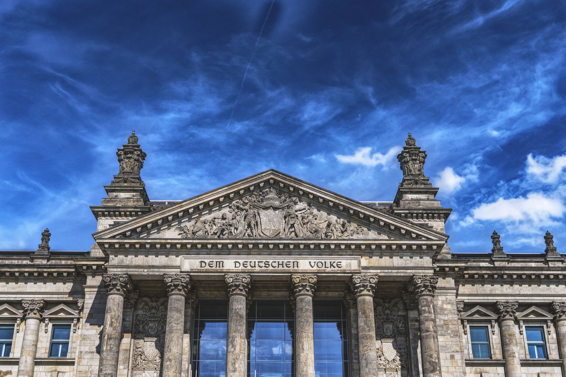 dem deutschen volke building